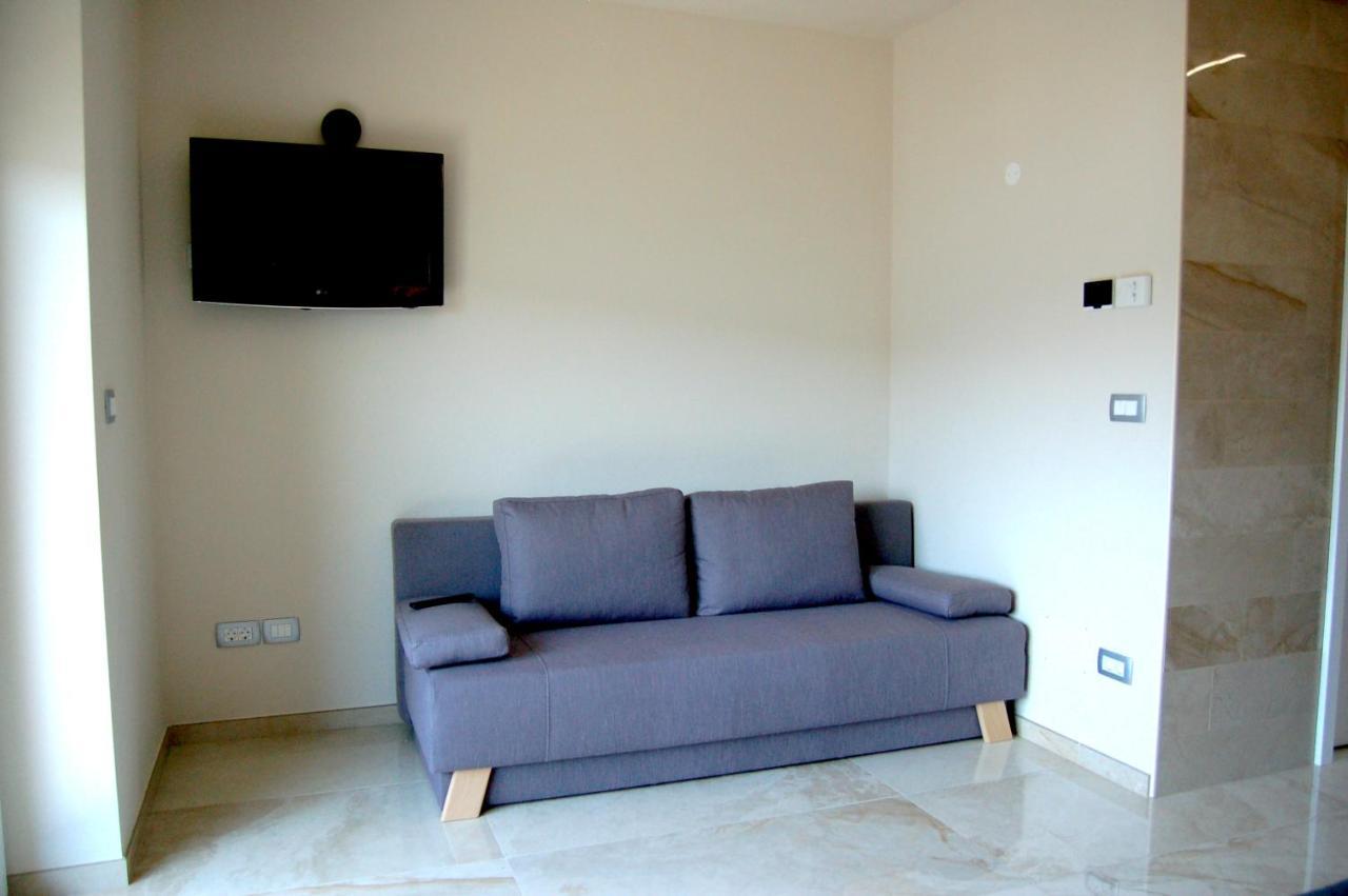 Rooms And Apartments Lisjak Koper Exterior foto
